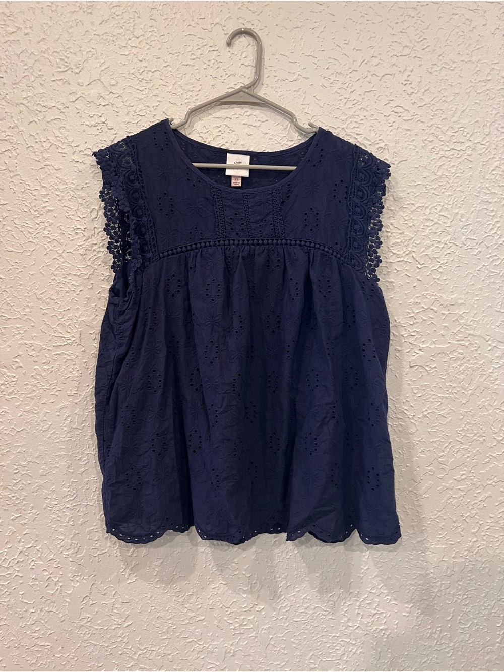 Knox Rose Navy Eyelet Crochet-Trim Sleeveless Top